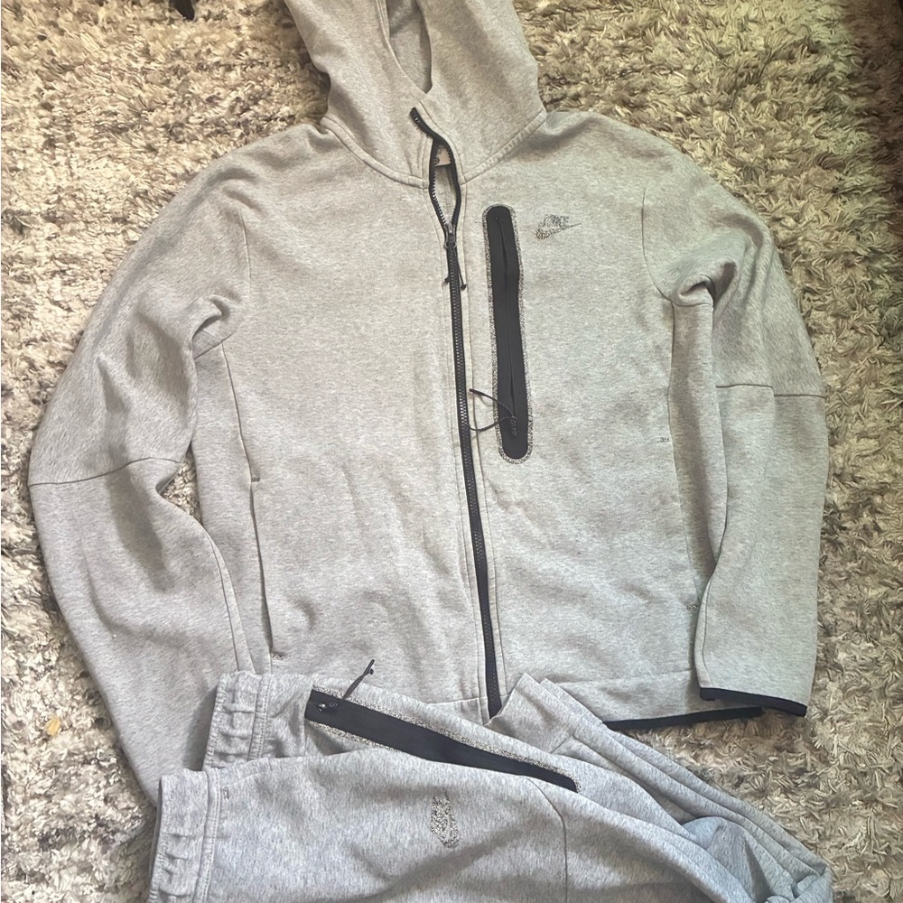 Nike Light Gray Tracksuit with Black Accents